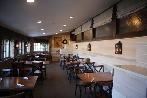  Archibald's Restaurant Dining