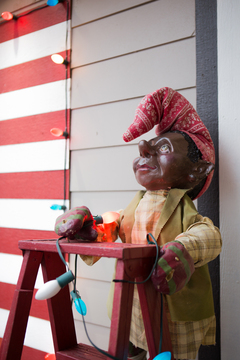 Christmas Elves at Gardner Village - The elves are out at Gardner Village 