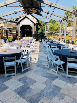 Mill Plaza - Outdoor wedding reception venue 