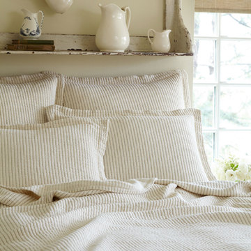 Hudson Stripe Quilt - cream stripe quilt 