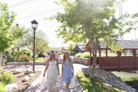 Woodland Fairy Festival - two sisters shopping 