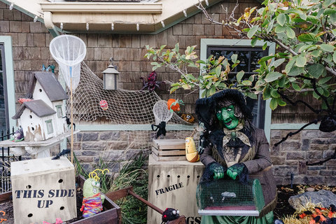Gardner Village Witch Displays - witch displays with her spiders 
