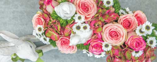 FRESH FLOWERS <BR> SIMPLY FLOWERS FRESH FLOWERS <BR> SIMPLY FLOWERS