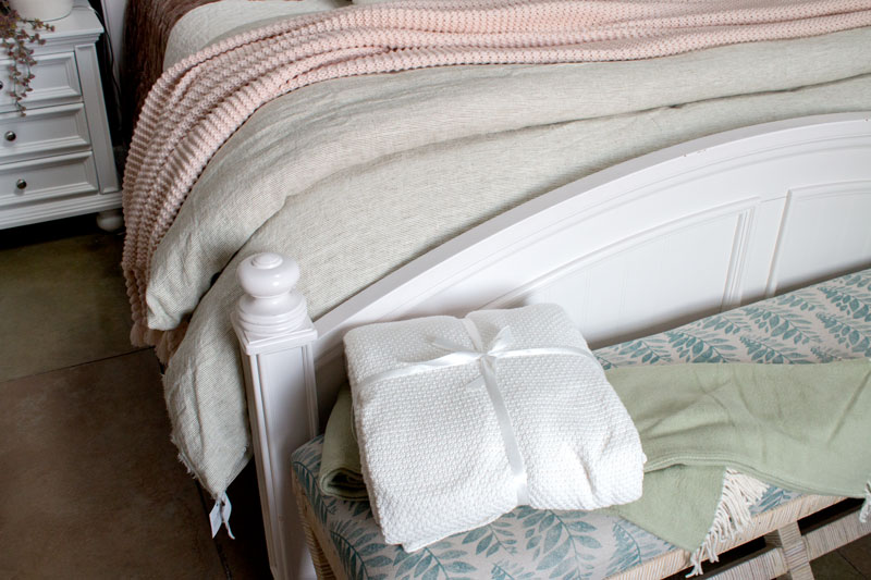 bed bench