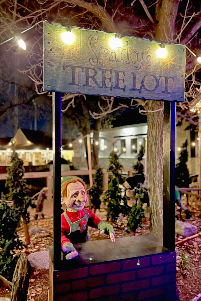 Elf Scavenger Hunt