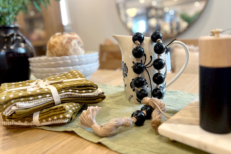 green table runner