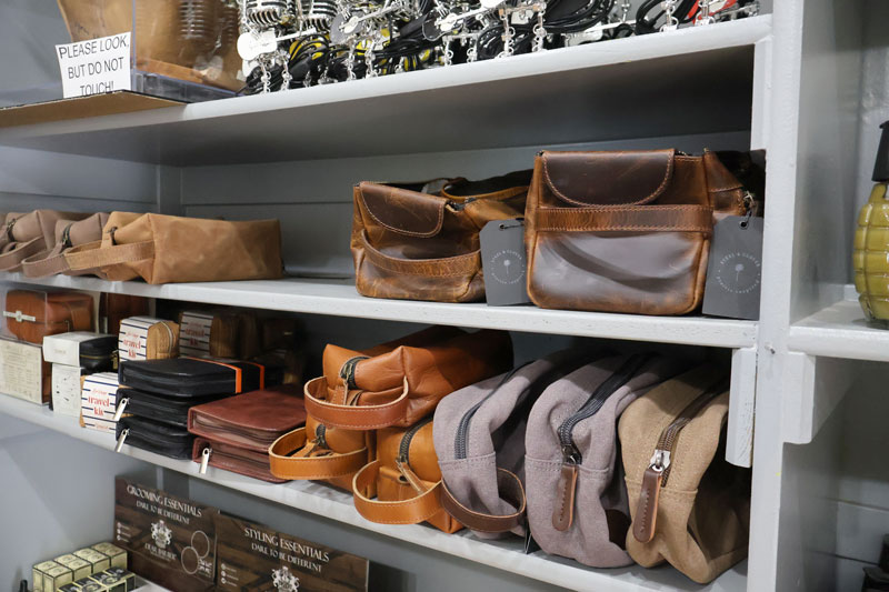 mens leather bags