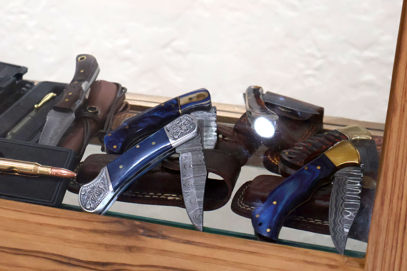 pocket knife