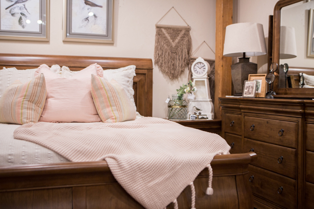 pink knitted throw