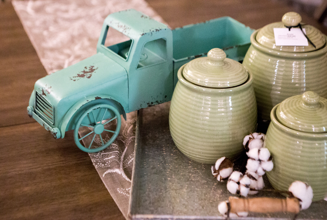 tin truck