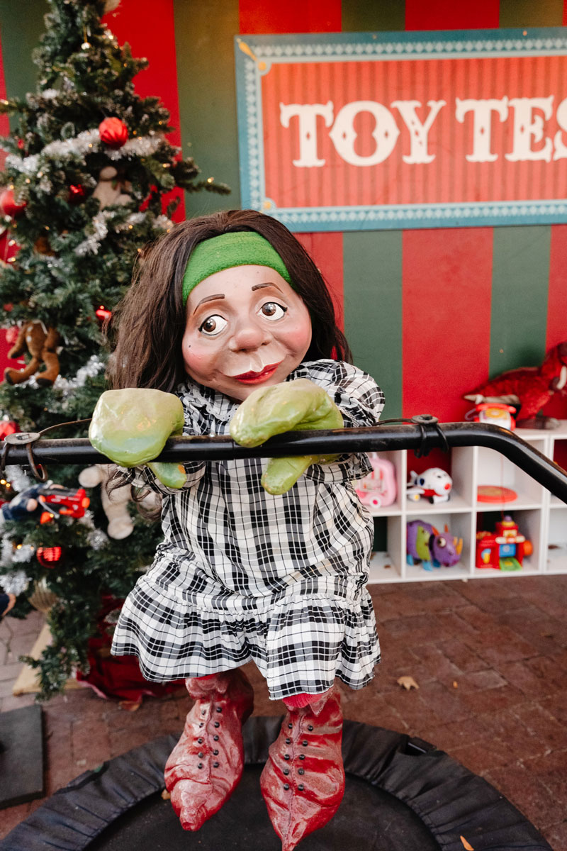 elf scavenger hunt