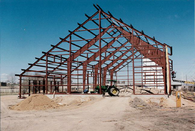 barn building