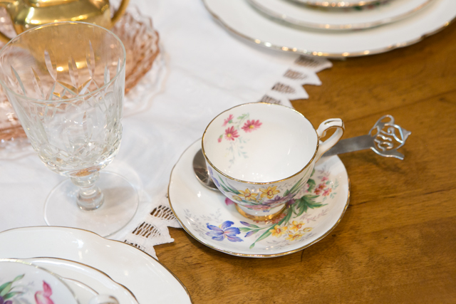 vintage tea cup and saucer