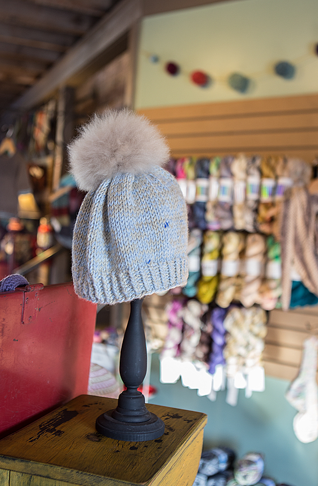 pom pom hat class