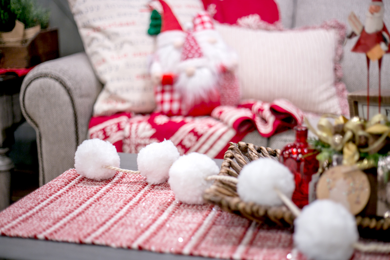 pom poms